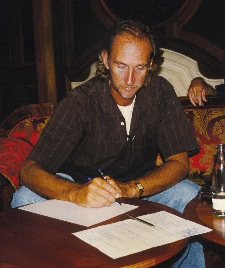 Mike Rutherford in Berlin 1997