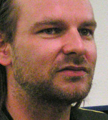Heiligenhaus (2006) : Genesis News Com [it]